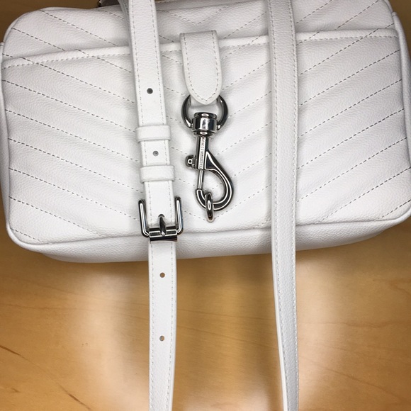 Rebecca Minkoff Edie Quilted Chevron Crossbody Camera Bag Purse Bright White - Picture 10 of 12